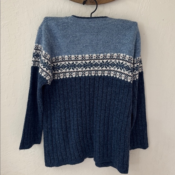Vintage Fair Isle Sweater Women’s Small Blue Snowflake Adele Knitwear USA 90s - Picture 6 of 9
